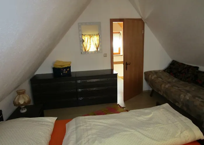 Alter Pferdestall بيت للعطل Hainewalde